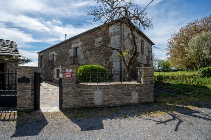 CASA DE PUEBLO LG. DE SANTA COMBA - LUGO